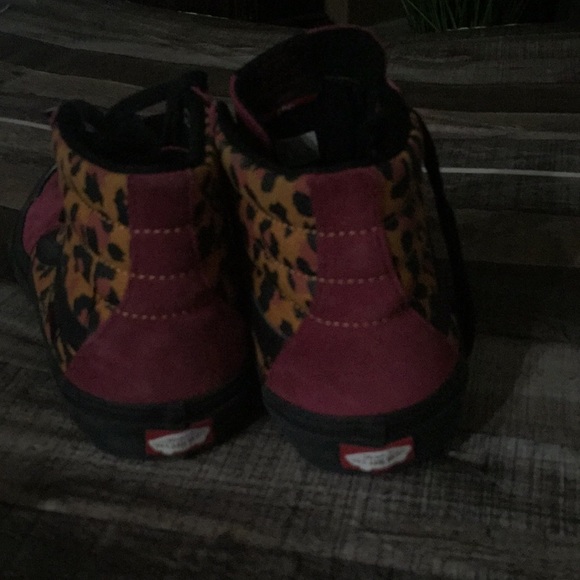 Vans Hi Top Pro burgundy and cheetah size 101/2 - Picture 3 of 8
